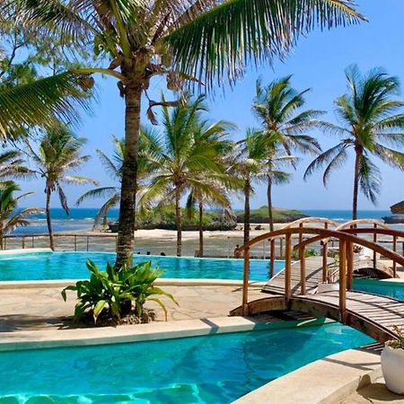 Lily Palm Resort Ватаму Екстер'єр фото