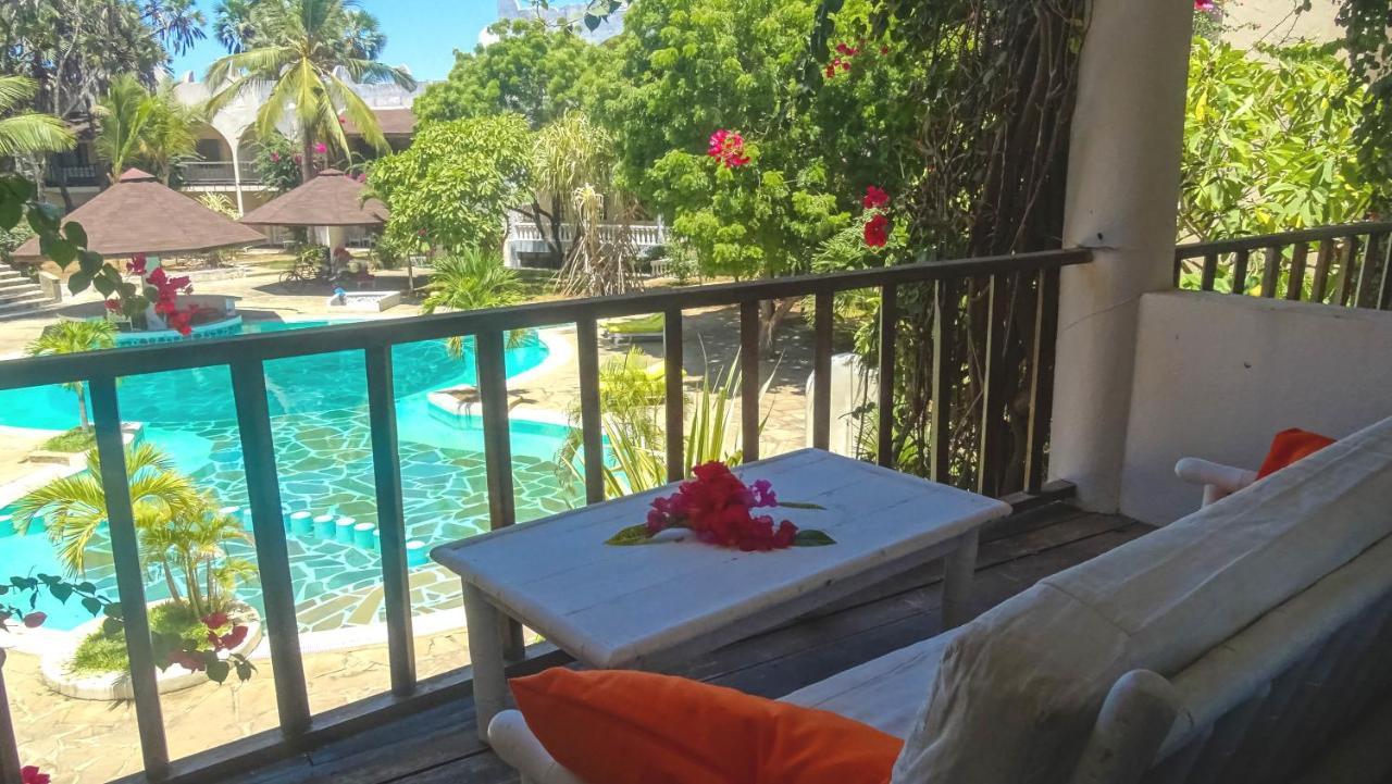 Lily Palm Resort Ватаму Екстер'єр фото
