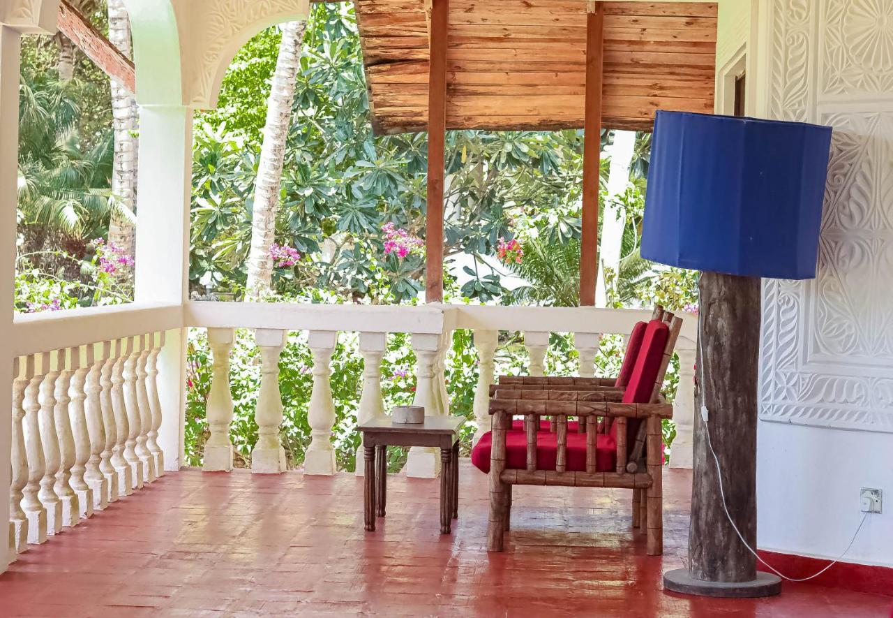 Lily Palm Resort Ватаму Екстер'єр фото
