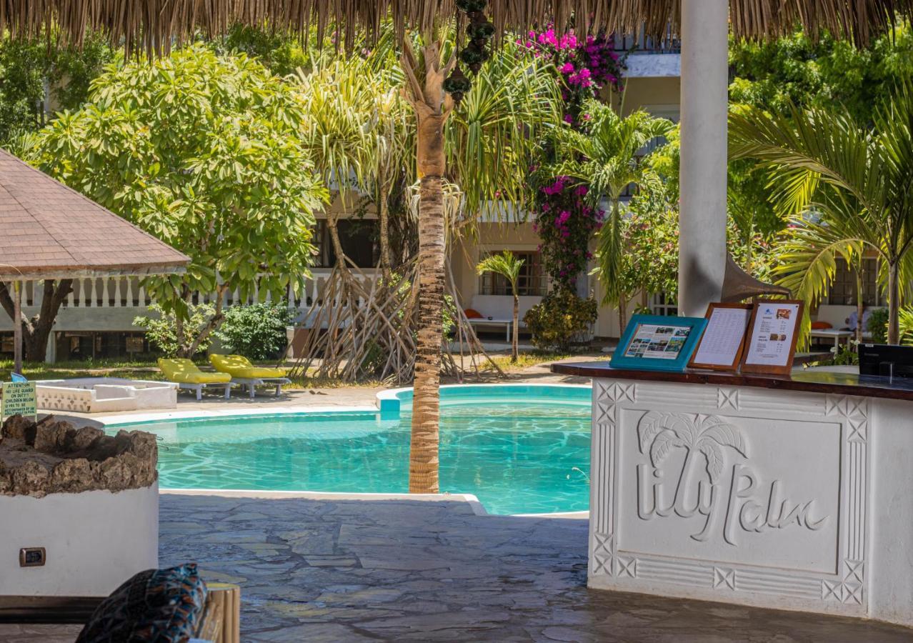 Lily Palm Resort Ватаму Екстер'єр фото