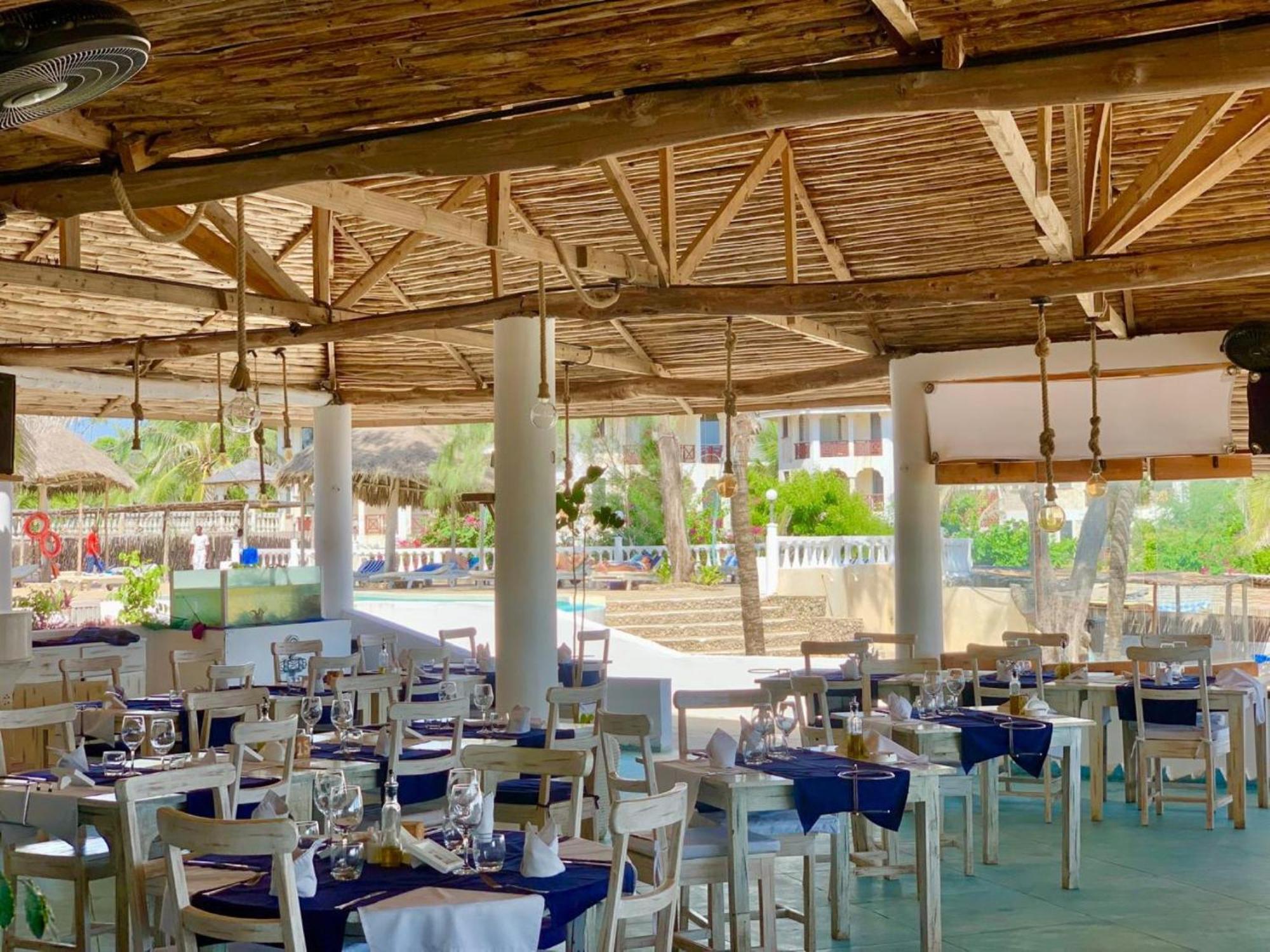 Lily Palm Resort Ватаму Екстер'єр фото
