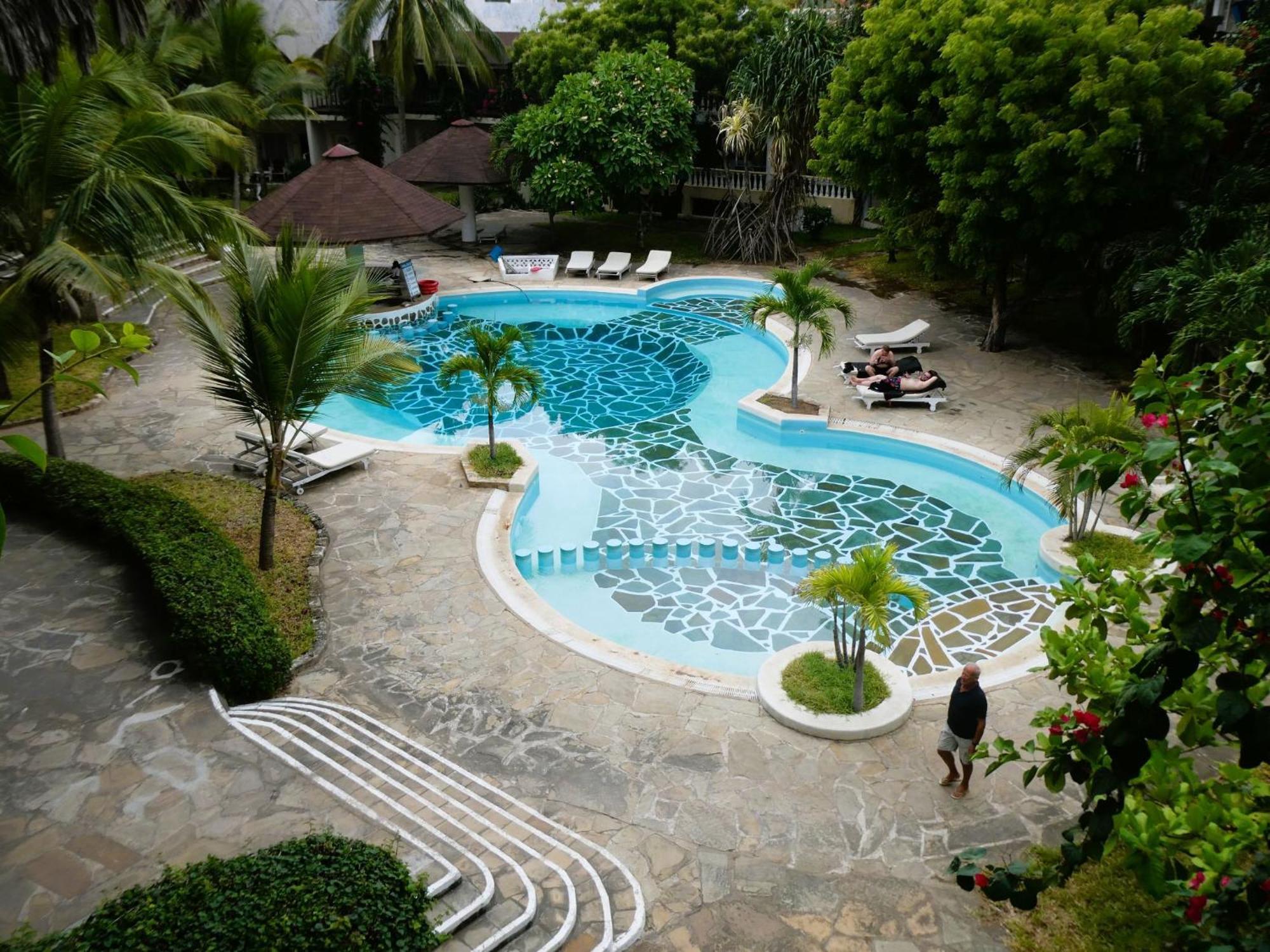 Lily Palm Resort Ватаму Екстер'єр фото