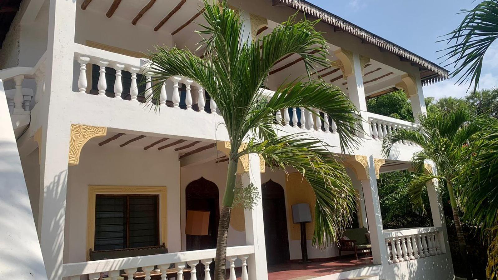 Lily Palm Resort Ватаму Екстер'єр фото